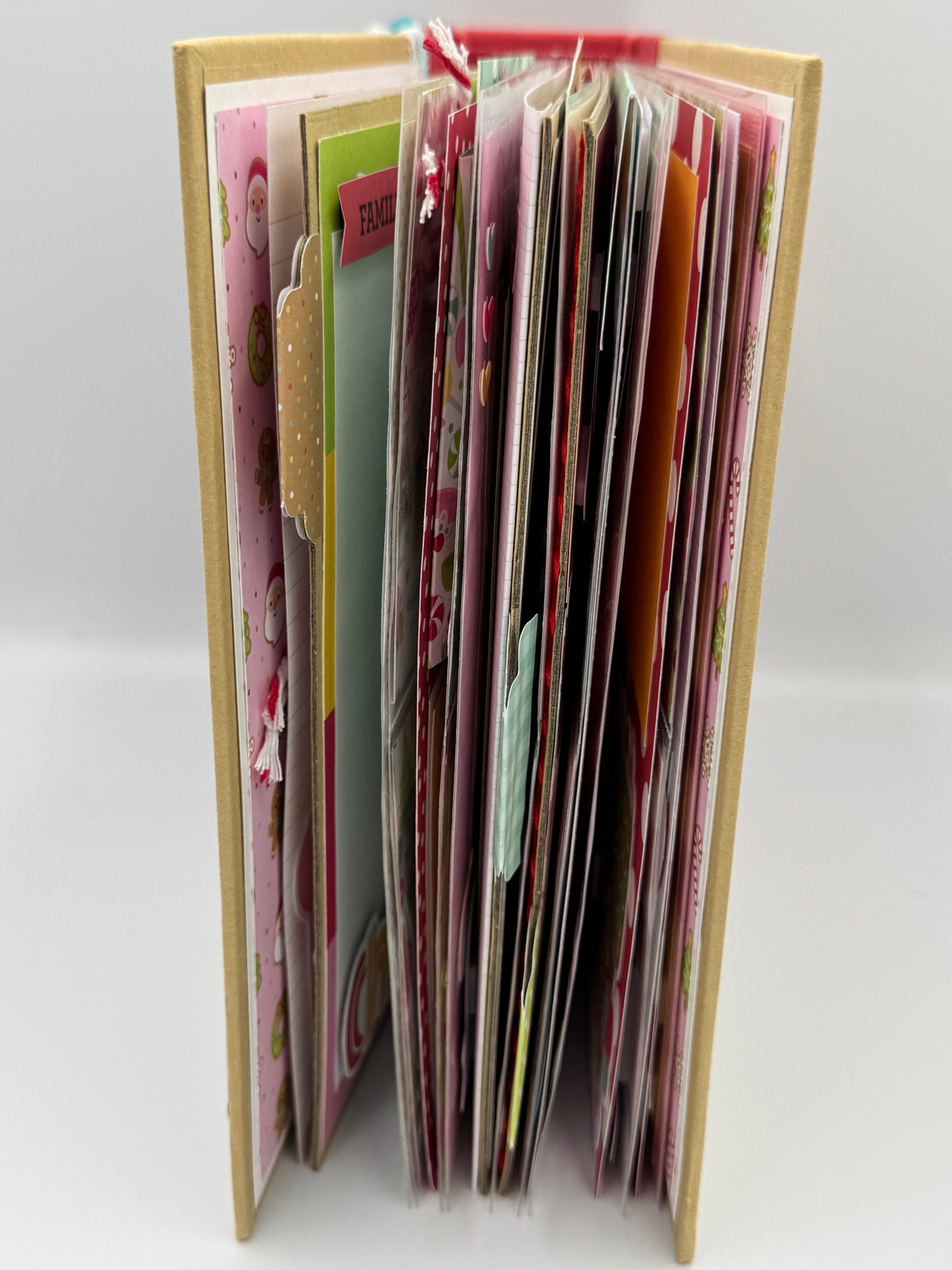 Christmas 'Tis the Season-6X8 Scrapbook Photo Album (Pre-made)